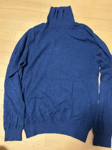 TAKASHIMAYA 네이비 터틀넥 L