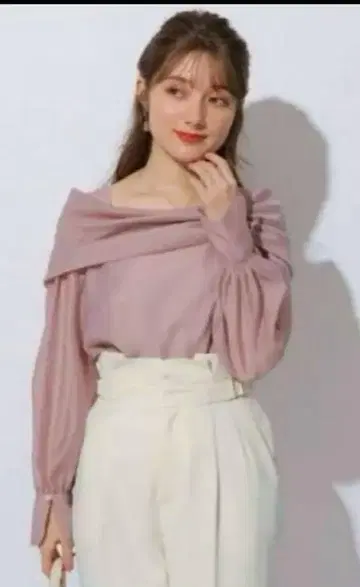 새상품 택 포함 아푸와이저 리셰 블라우스