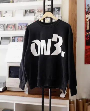 [ SWAGGER ] 3주년 맨투맨 'ON3'