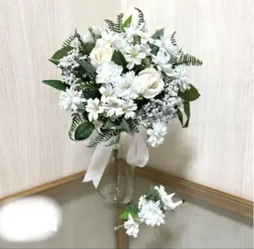 브라이덜용 화이트 부케와 코사지 세트