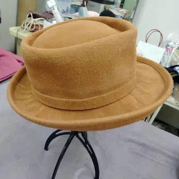 울 펠트 오렌지 햇