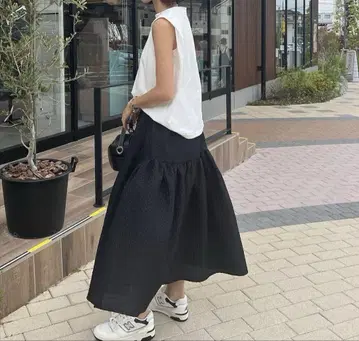 bow.a 자카드 작약 스커트