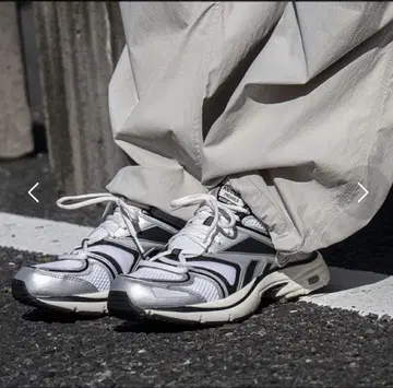 리복 프리미어 로드 플러스 VI 실버 메탈릭 사이즈 완판템