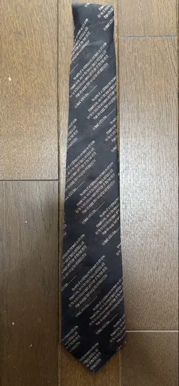 beauty:beast 텍스트 패턴 실크 넥타이 블랙