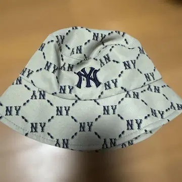 MLB NY 로고 버킷 햇 베이지