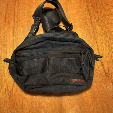 BRIEFING 숄더백 블랙 fanny pack