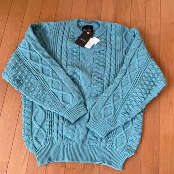 새상품 미사용 택 포함 [ Hibeck ] 아란 니트 스웨터