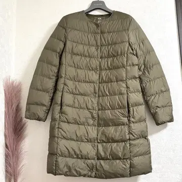 새상품급 UNIQLO 울트라 라이트 다운 이너 코트 여성용 M 카키 계열