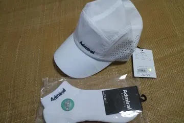 Admiral 화이트 캡 & 삭스 세트