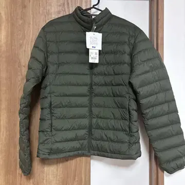 UNIQLO 올리브색 울트라 라이트 다운 자켓 S