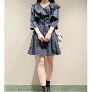 SNIDEL 프릴 트렌치 미니 원피스 인디고 0 사이즈