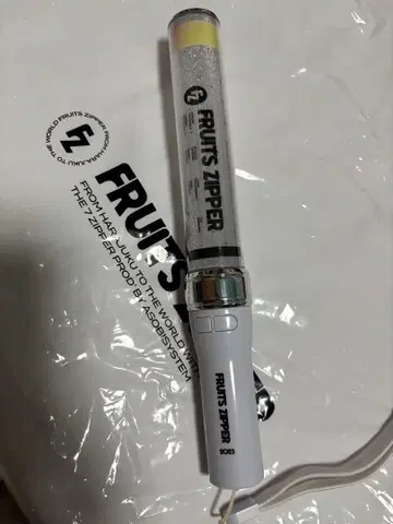 FRUITS ZIPPER 응원봉