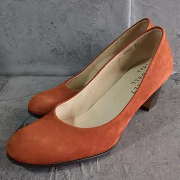 [ margaret howell idea ] (24) 오벌 토 펌프스