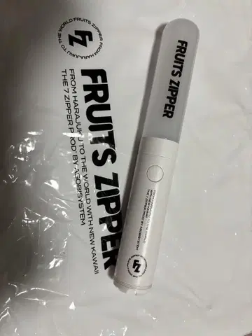 FRUITS ZIPPER 응원봉