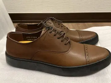 TAKEO KIKUCHI 브라운 드레스 신발