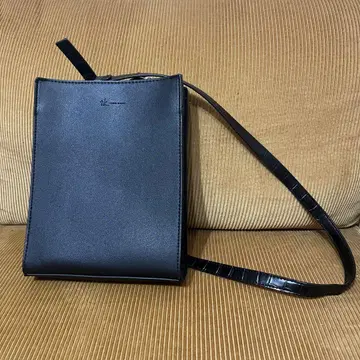 tk.TAKEO KIKUCHI 스퀘어 박스 숄더백
