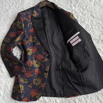 (새상품급) ZARA 턱시도 꽃무늬 파티 자켓 테일러드