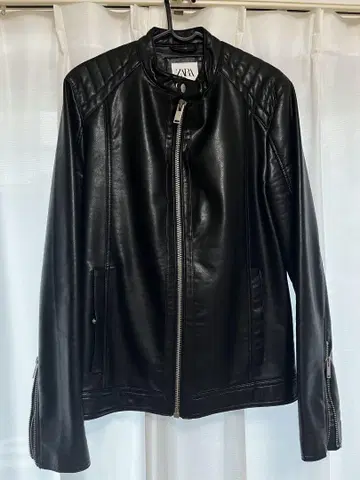 ZARA 가죽 자켓 블랙 M 남성용