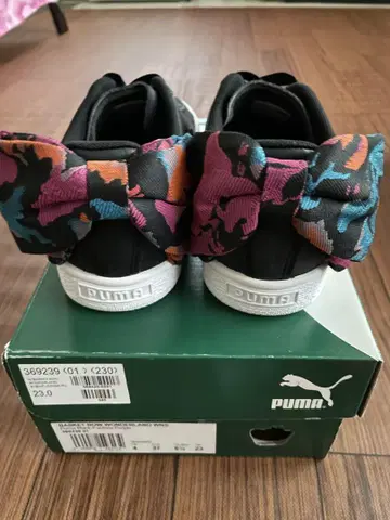 PUMA 리본 포함 스니커즈 미사용 새상품 369239-01 23.0