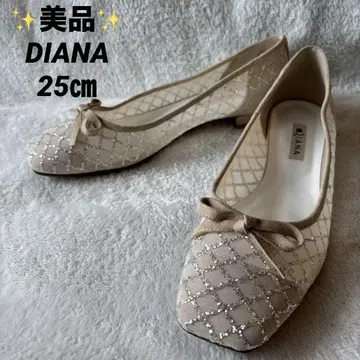 새상품급 DIANA 다이애나 플랫 펌프스 베이지 스웨이드 리본