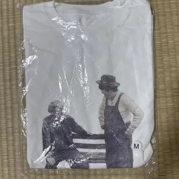 바나나맨 POPUP LIFE IS RESEARCH TEE M 사이즈