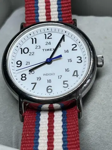 TIMEX Weekender 센트럴 파크 WR 30m 화이트 작동품