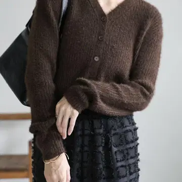 셀렉 모카 V넥 샤기 리브 숏 가디건
