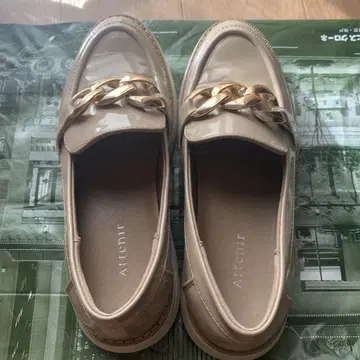 아테니아 비트 레인 로퍼 [리갈 콜라보]