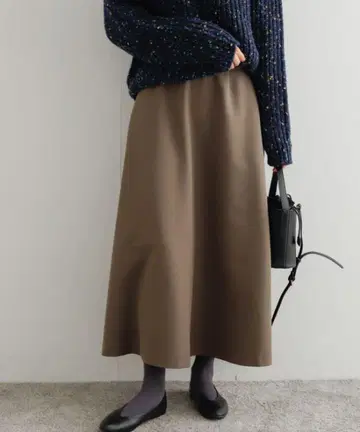 더블 크로스 플레어 스커트
