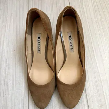 다이애나 스웨이드 펌프스 22.5cm