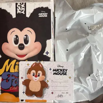 미키 패밀리 팝마트 봉제 인형 키체인 칩 popmart