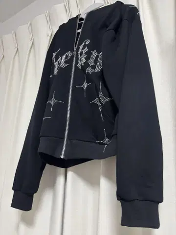 yeekyo 블랙 후드티