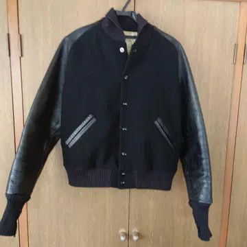 EVISU 바시티 자켓 블랙 40