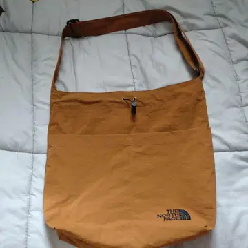 THE NORTH FACE 숄더백 오렌지 나일론 타입