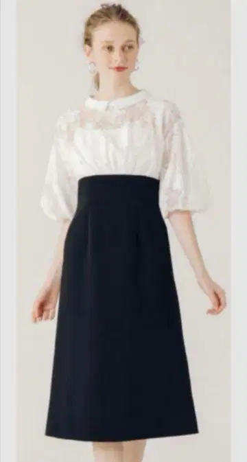 [ 미사용 새상품 ] 셀포드 레이스 도킹 원피스