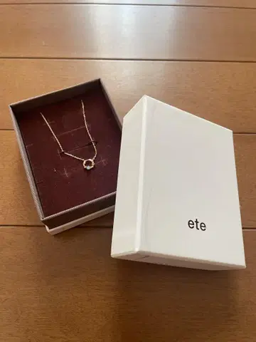 ete 골드 목걸이