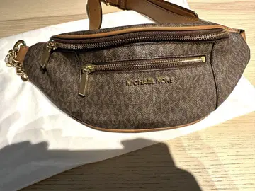 MICHAEL KORS 바디백 웨스트 파우치 브라운