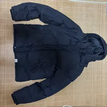 AZUL 블랙 다운 자켓 L 사이즈