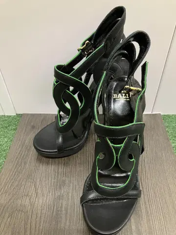 BALLY 블랙/그린 하이힐 샌들 37