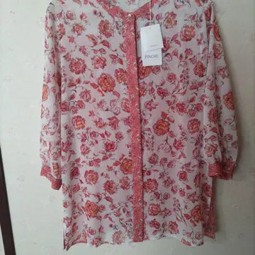 PINORE 꽃무늬 쉬폰풍 튜닉 블라우스 7부 소매