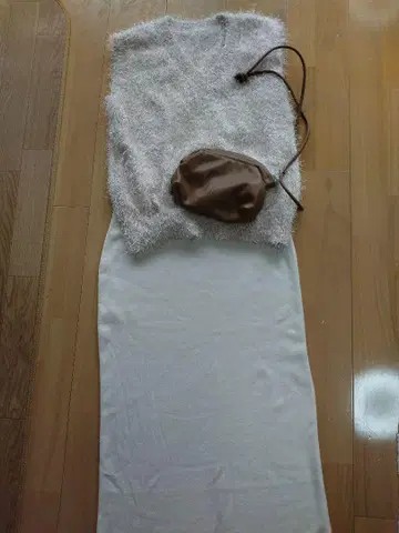 LEPSIM 소우바리 내로우 스커트 아이보리 택 포함 새상품