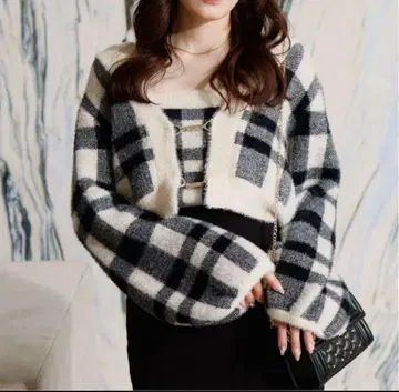 립서비스 멀티 패턴 앙상블 니트 블랙