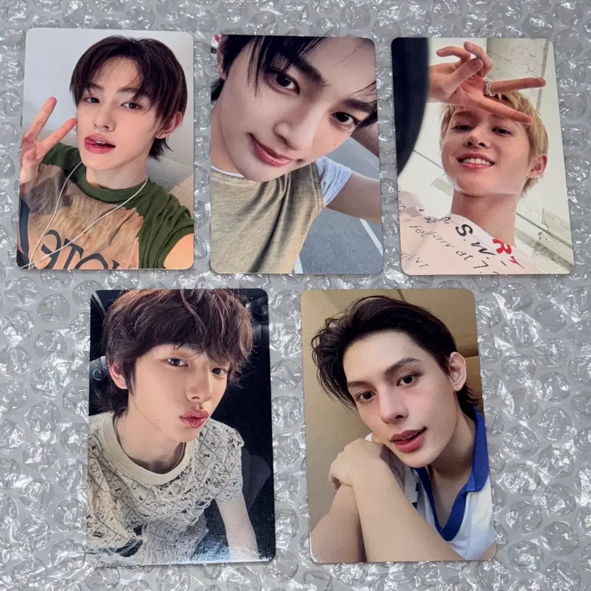 Cortis yizhiyu 3rd unreleased photocard video call event fansign