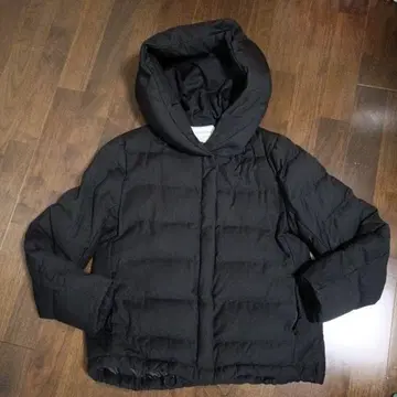 BEAMS LIGHTS 블랙 다운 자켓