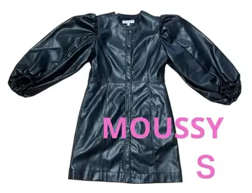 MOUSSY 블랙 퍼프 슬리브 원피스 인조 가죽 아우터 원피스