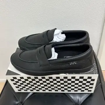 [ 미사용 새상품 ] VANS SKATE LOAFER 26.5 BLACK