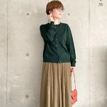 유니클로 메리노 크루넥 가디건