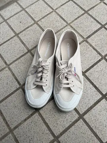 SUPERGA 베이지 스니커즈 39/25