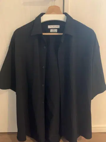FUNCTIONAL WIDE 반팔 셔츠