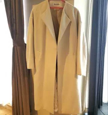SNIDEL 화이트 롱 코트